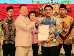 Serahkan Sertipikat di Sulut, Menteri Nusron Komitmen pada Era Presiden Prabowo PR di Bidang Pertanahan Harus Selesai